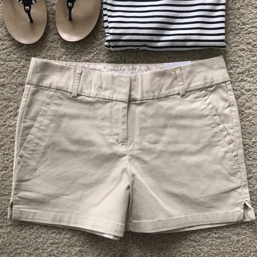LOFT The Riviera Short 6” Inseam - Picture 2 of 3